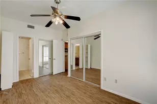 806 W 24th St, Austin, TX 78705 - Photo 14