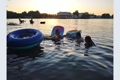 825 Sun Ray, Horseshoe Bay, TX 78657 - Photo 8