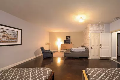 2302 E 9th Street, Austin, TX 78702 - Photo 10