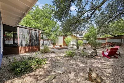 200 La Vista Street, Austin, TX 78704 - Photo 24