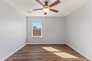 10600 Menominee Falls Ln, Austin, TX 78754 - Photo 16