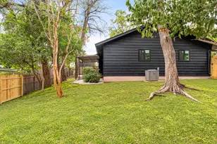 5210 Emerald Meadow Dr, Austin, TX 78745 - Photo 34