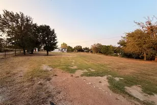 206 Shiloh Rd, Bastrop, TX 78602 - Photo 1