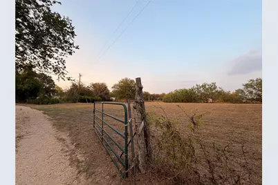 206 Shiloh Road, Bastrop, TX 78602 - Photo 6