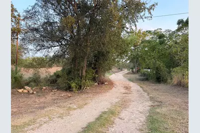 206 Shiloh Road, Bastrop, TX 78602 - Photo 10