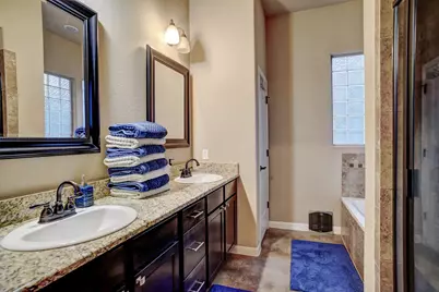 129 Haliimaile Lane, Bastrop, TX 78602 - Photo 20
