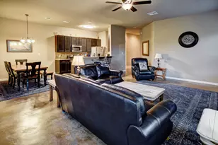 129 Haliimaile Ln, Bastrop, TX 78602 - Photo 10