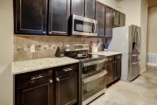 129 Haliimaile Ln, Bastrop, TX 78602 - Photo 14