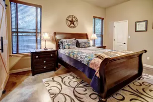 129 Haliimaile Ln, Bastrop, TX 78602 - Photo 18