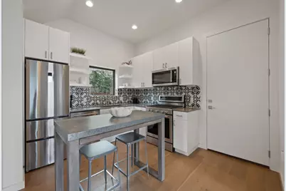 2941 E 14th Street #2, Austin, TX 78702 - Photo 6