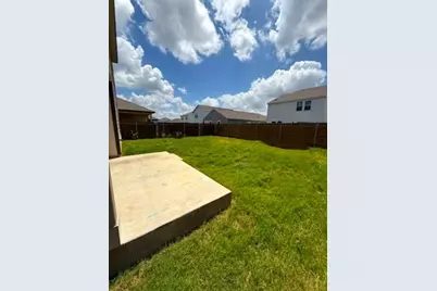 129 Perfect World Loop, Jarrell, TX 76537 - Photo 30