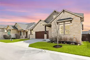 132 Village Oak Dr, Austin, TX 78737 - Photo 2