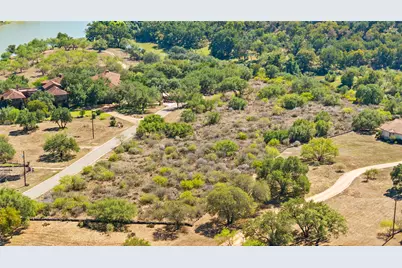 3212 Fall Creek Estates Drive, Spicewood, TX 78669 - Photo 12