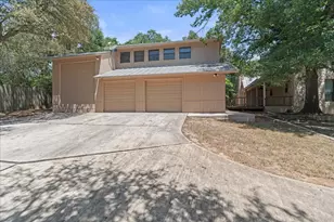 2500 Rolling Oaks, San Marcos, TX 78666 - Photo 2