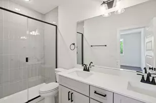 200 W 56th St, Austin, TX 78751 - Photo 18