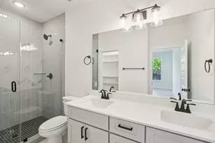 200 W 56th St, Austin, TX 78751 - Photo 14