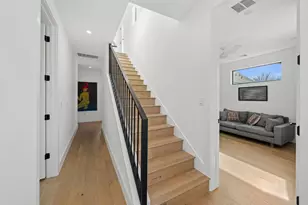 1301 Deloney St, Austin, TX 78721 - Photo 28