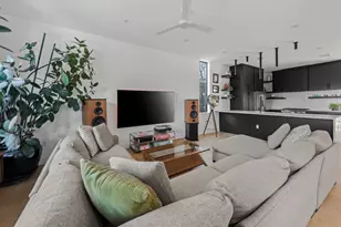 1301 Deloney St, Austin, TX 78721 - Photo 6