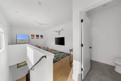 1301 Deloney Street, Austin, TX 78721 - Photo 30