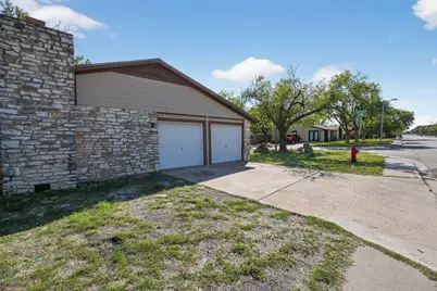 1209 Sagebrush Drive, Round Rock, TX 78681 - Photo 2