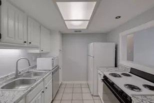 8210 Bent Tree Rd, Austin, TX 78759 - Photo 12