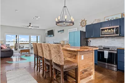 139 Lakeshore Drive, Rockport, TX 78382 - Photo 6