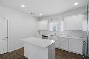 1121 Esplanade Pkwy, San Marcos, TX 78666 - Photo 12