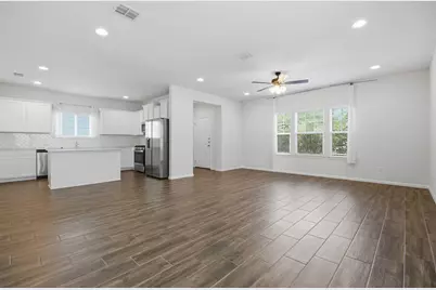 1121 Esplanade Parkway, San Marcos, TX 78666 - Photo 8