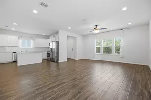 1121 Esplanade Pkwy, San Marcos, TX 78666 - Photo 8
