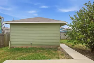 1121 Esplanade Pkwy, San Marcos, TX 78666 - Photo 28