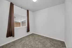1121 Esplanade Pkwy, San Marcos, TX 78666 - Photo 8