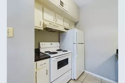 3316 Guadalupe Street #304, Austin, TX 78705 - Photo 6