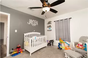 1704 N Hoover Ave, Cameron, TX 76520 - Photo 18