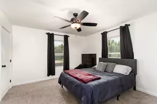 1704 N Hoover Ave, Cameron, TX 76520 - Photo 14
