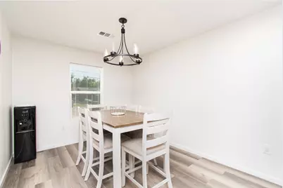 1704 N Hoover Avenue, Cameron, TX 76520 - Photo 8