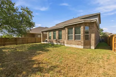 916 Isaias Drive, Leander, TX 78641 - Photo 32