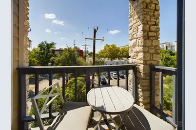711 W 21st Street #304, Austin, TX 78705 - Photo 4