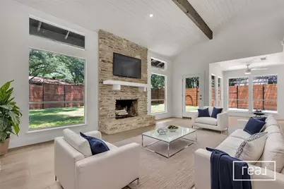3808 Oak Creek Drive, Austin, TX 78727 - Photo 2
