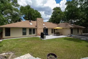 2110 Wychwood Dr, Austin, TX 78746 - Photo 32