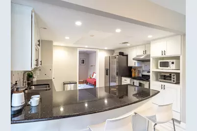 2110 Wychwood Drive, Austin, TX 78746 - Photo 14