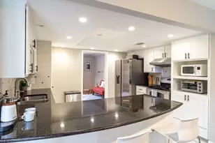 2110 Wychwood Dr, Austin, TX 78746 - Photo 14