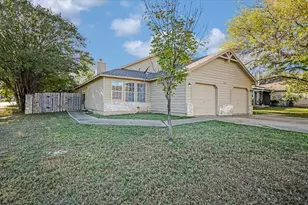 305 Regatta Ct, Lakeway, TX 78734 - Photo 1