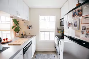 300 Crockett St, Austin, TX 78704 - Photo 6