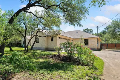 105 N Laurelwood Drive, Austin, TX 78733 - Photo 12