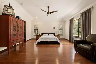 105 N Laurelwood Dr, Austin, TX 78733 - Photo 32