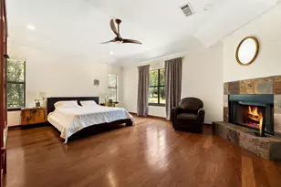 105 N Laurelwood Dr, Austin, TX 78733 - Photo 32
