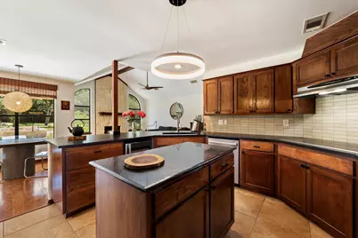 105 N Laurelwood Drive, Austin, TX 78733 - Photo 24