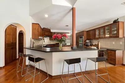 105 N Laurelwood Drive, Austin, TX 78733 - Photo 20