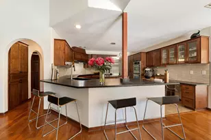 105 N Laurelwood Dr, Austin, TX 78733 - Photo 20