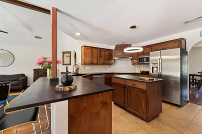 105 N Laurelwood Drive, Austin, TX 78733 - Photo 24